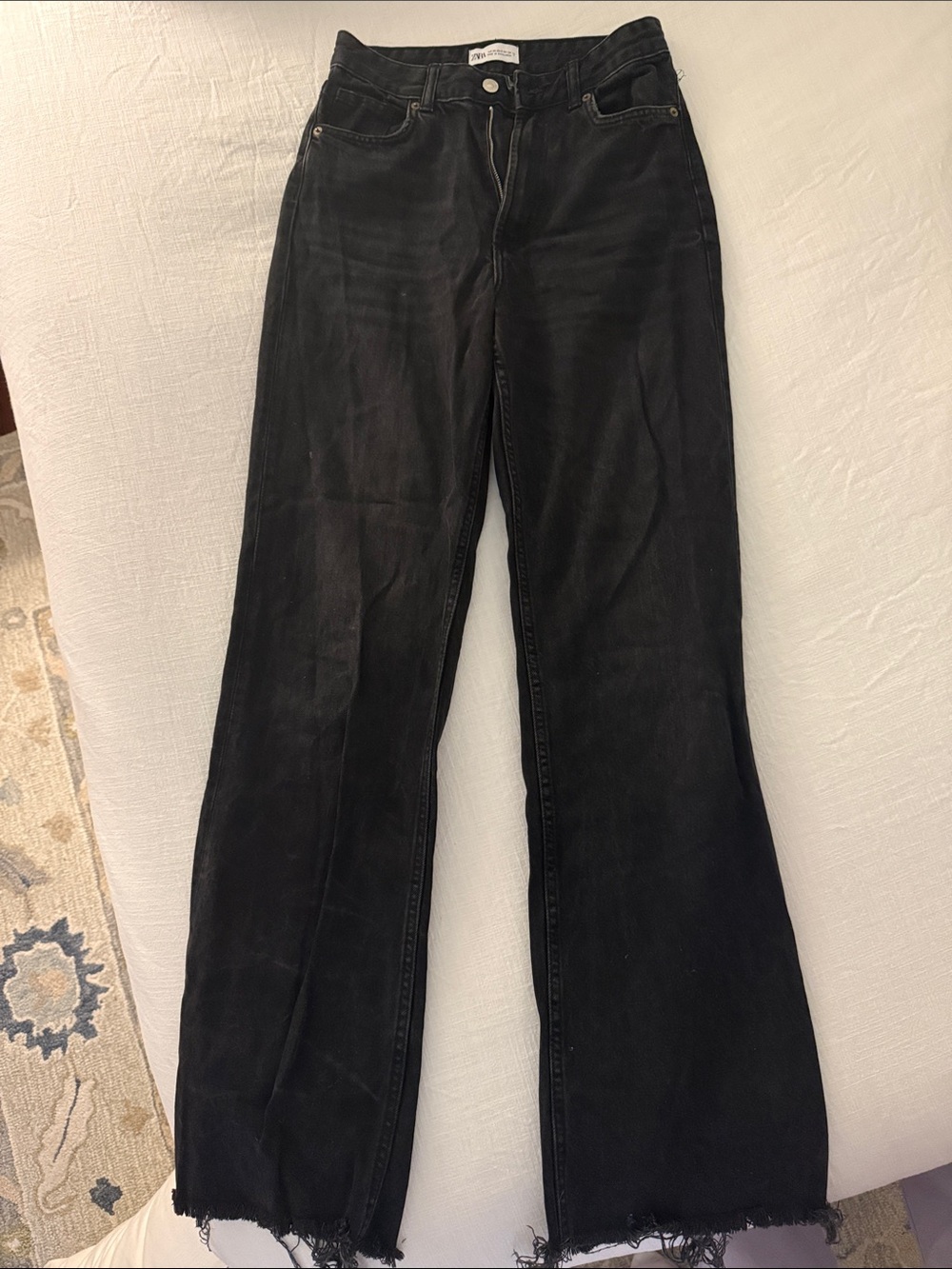 Zara Women’s Black High-Rise Wide-Leg Jeans